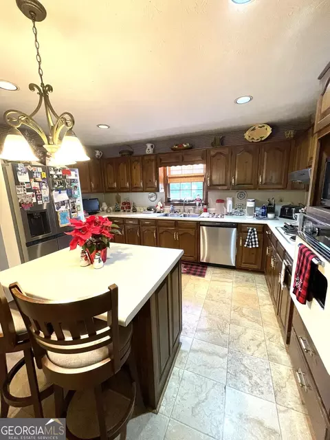 79 Robertson Rd, Lagrange, GA 30241 photo 9