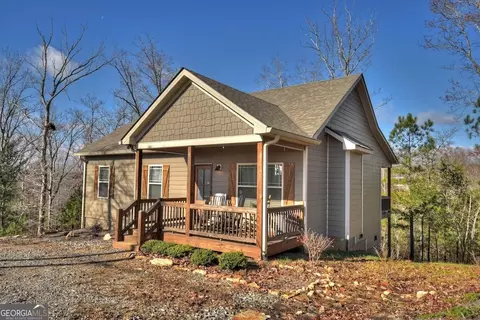 982 Crossroads Church Rd, Ellijay, GA 30540