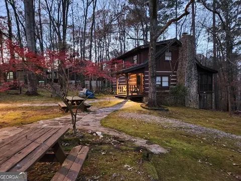 26 N Whitewater Trl, Lagrange, GA 30240