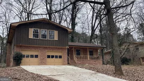 467 Allana Ct, Stone Mountain, GA 30087