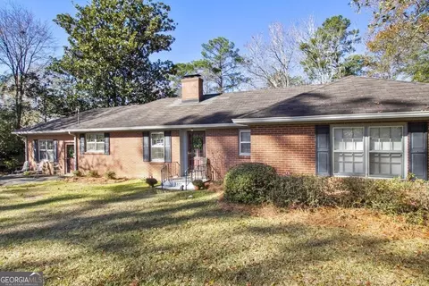 1806 Waverland Cir, Macon, GA 31211
