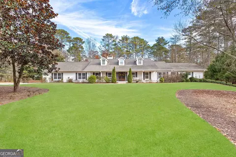 90 Pinegate Rd, Peachtree City, GA 30269