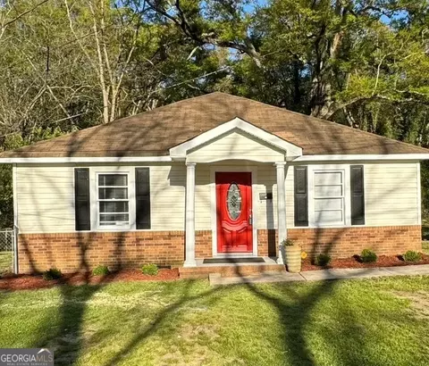 169 Crowder St, Barnesville, GA 30204