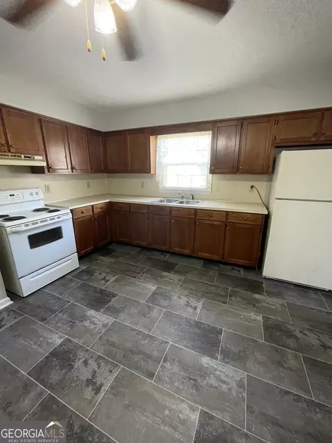 304 Hudson St, Lagrange, GA 30240 photo 4