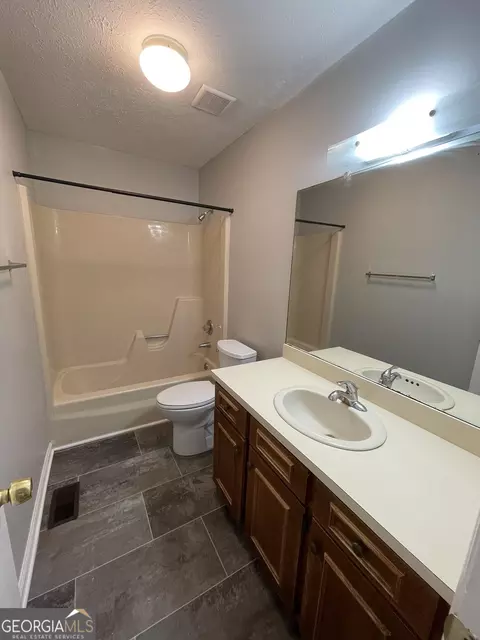 304 Hudson St, Lagrange, GA 30240 photo 8