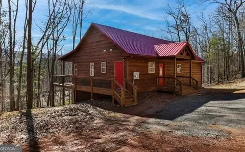 13 Atkiinson Ln, Young Harris, GA 30582