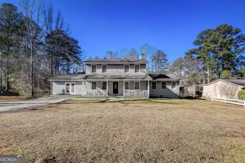 30 Aspen Lake Dr E, Newnan, GA 30263