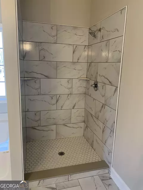 315 Second Ave, Winder, GA 30680 photo 8
