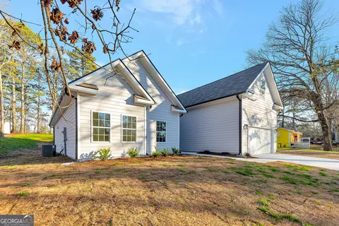 4680 Woods Valley Dr, Douglasville, GA 30135