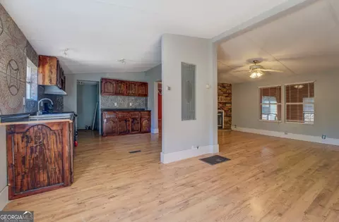 154 Arrow Point Rd, Jackson, GA 30233 photo 8