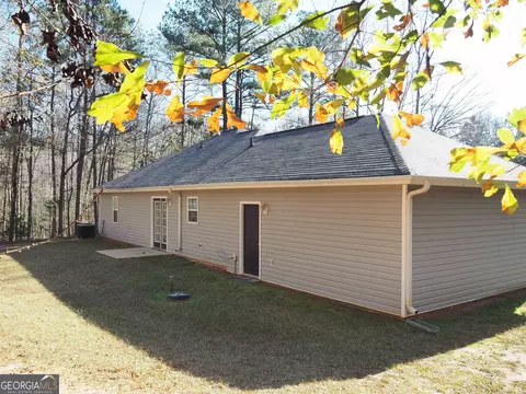 102 Lakeside Dr, Lagrange, GA 30240 photo 7