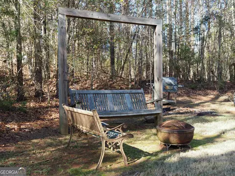 102 Lakeside Dr, Lagrange, GA 30240 photo 6
