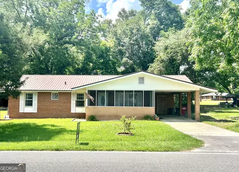 216 11th Ave, Eastman, GA 31023