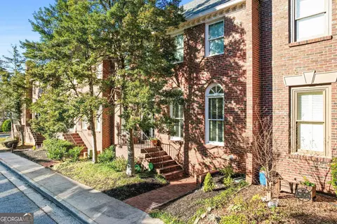 190 Habersham Pl, Fayetteville, GA 30214