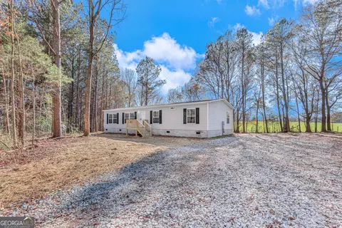 106 Deer Chase Dr, Canon, GA 30520