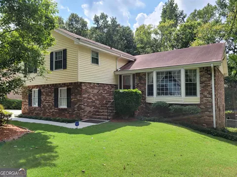 786 John Alden Rd, Stone Mountain, GA 30083