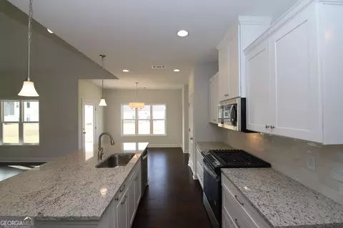 102 Grace Ct, Lagrange, GA 30241 photo 5