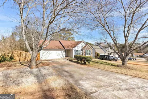 3820 Hackney Dr, Rex, GA 30273 photo 4