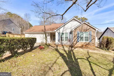 3820 Hackney Dr, Rex, GA 30273 photo 2