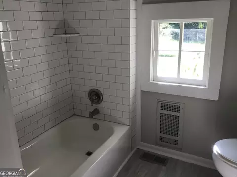 201 S Pine St, Toccoa, GA 30577 photo 5