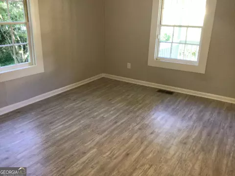 201 S Pine St, Toccoa, GA 30577 photo 12