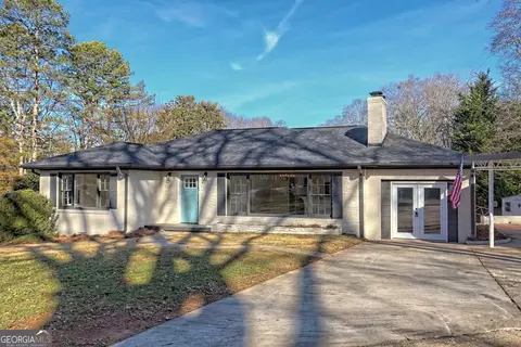 223 Greer Ln, Toccoa, GA 30577 photo 2