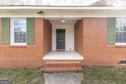 101 Maple Dr, Dublin, GA 31021 photo 4