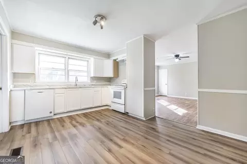 101 Maple Dr, Dublin, GA 31021 photo 10