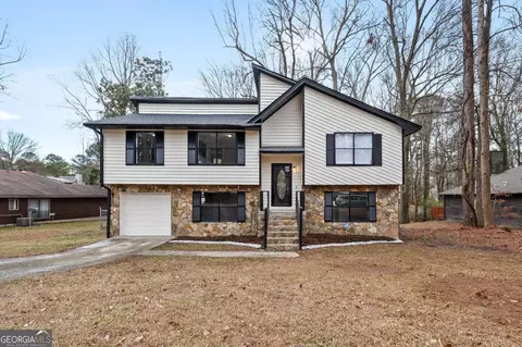 6585 Greenbower Ln, College Park, GA 30349