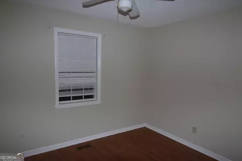 24 Fulton St, Lagrange, GA 30241 photo 4