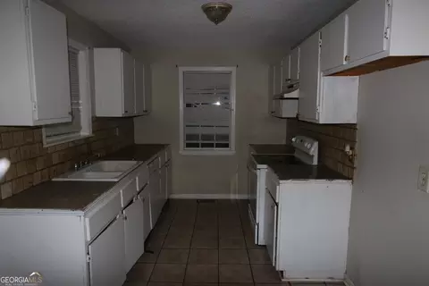 24 Fulton St, Lagrange, GA 30241 photo 3