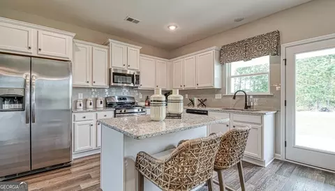 136 Cabin Way, Hampton, GA 30228 photo 5