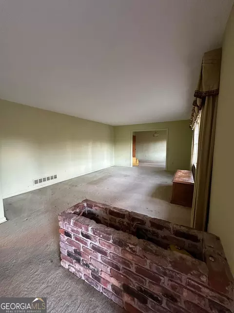 1989 Pine Valley Dr, Morrow, GA 30260 photo 20