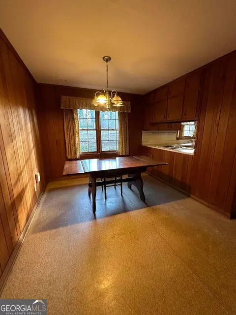 1989 Pine Valley Dr, Morrow, GA 30260 photo 10