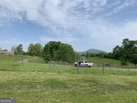 5709 Cleveland Hwy, Clermont, GA 30527