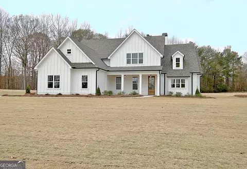 185 Gordon Oaks Way #32, Moreland, GA 30259