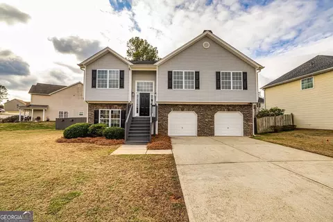 661 Nine Oaks Cir, Villa Rica, GA 30180