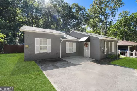 3258 Pebble Dr, East Point, GA 30344