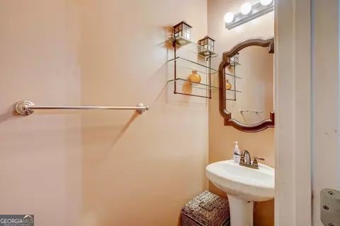 3820 Augustine Pl, Rex, GA 30273 photo 7