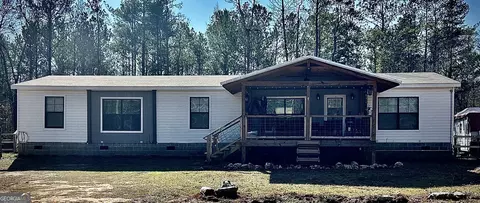 2009 County 196 Rd, Valley, AL 36854