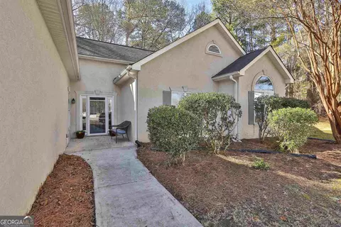 140 Libby Ln, Tyrone, GA 30290 photo 7