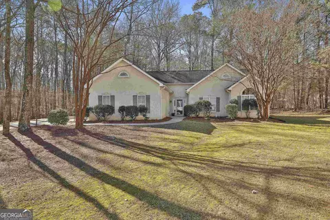 140 Libby Ln, Tyrone, GA 30290 photo 4
