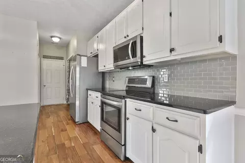 140 Libby Ln, Tyrone, GA 30290 photo 19