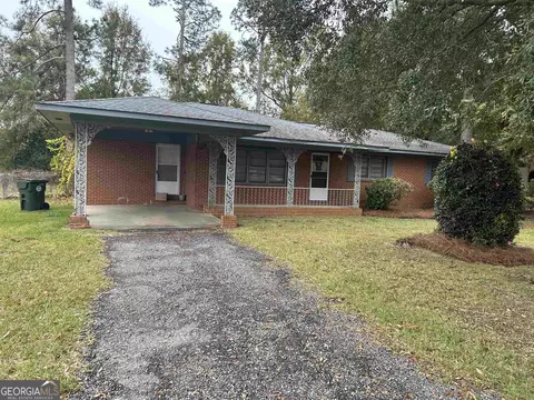 110 Snow St, Fort Valley, GA 31030