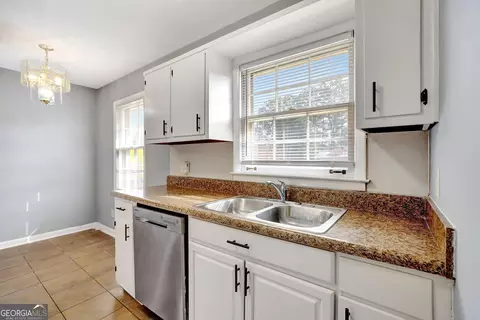 6345 Monica Dr, Morrow, GA 30260 photo 14