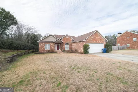 11 Lee 2082 Rd, Phenix City, AL 36870