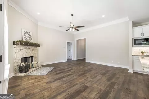 105 Lighterknot Trl, Perry, GA 31069 photo 9