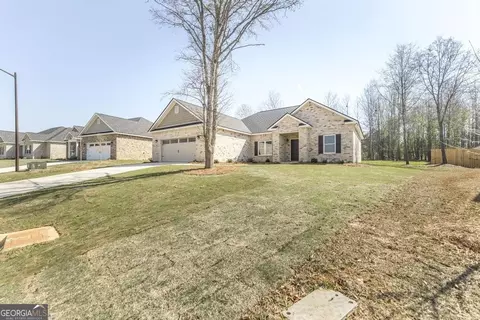 105 Lighterknot Trl, Perry, GA 31069 photo 4