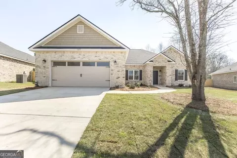 105 Lighterknot Trl, Perry, GA 31069