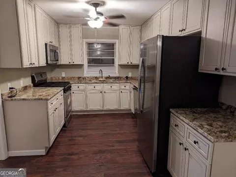 527 Mcdonough Rd, Hampton, GA 30228 photo 2